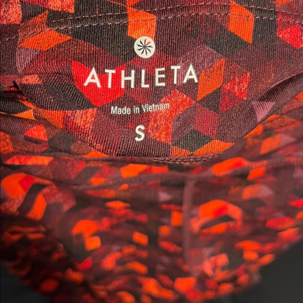 Athleta Be Free Tight Leggings Geometric Pattern‎ Red Burgundy Small